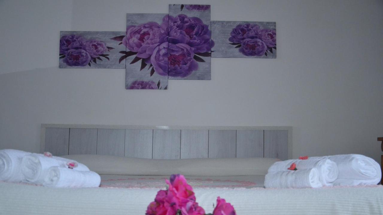 B&B Regina Elena Pignola Exterior foto