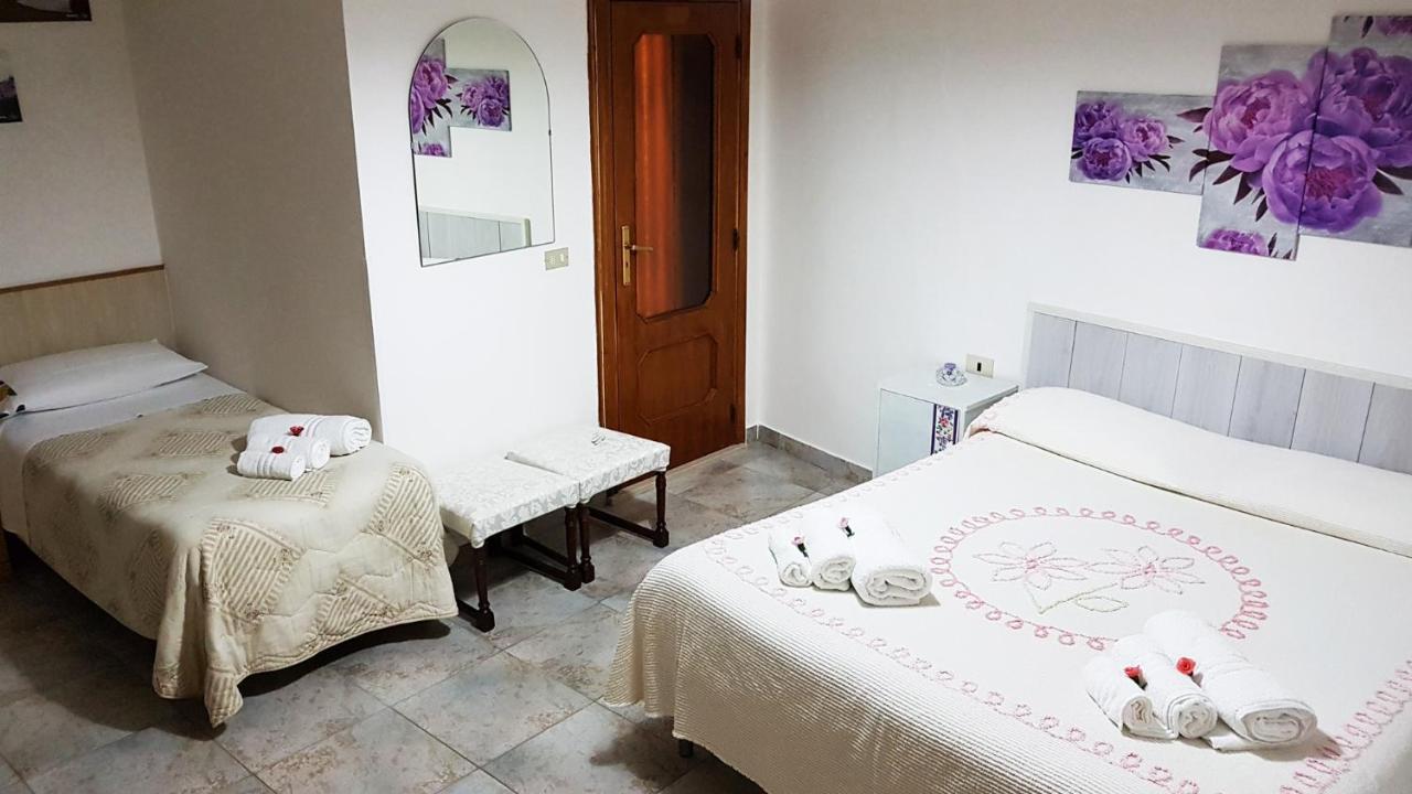 B&B Regina Elena Pignola Exterior foto